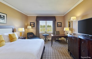 2018 sab FairmontKing Guestroom