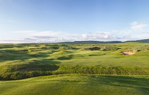 MachDunes Hole9 Approach 18GreenBackground