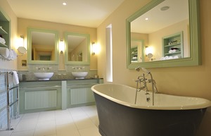 Tower Suite Bathroom