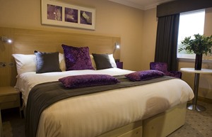 carlton bedroom