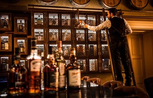 mac leod whisky bar