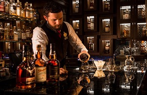 macleod house whisky bar