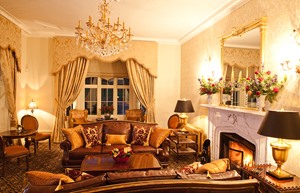 trump lounge