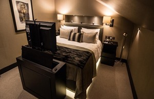 the chester suite bedroom