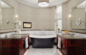 one bedroom suite bathroom 1 full 1920x1285