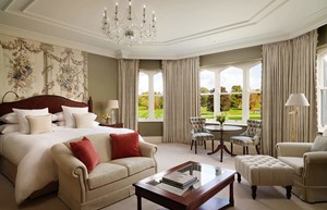 stateroom king bedroom full 1920x1285