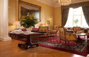 glenapp castle drawing room