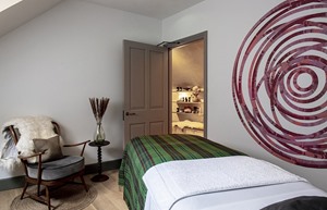The Fife Arms Braemar Treatment Room 1 in Albamhor Spa Photo Sim Canetty Clarke