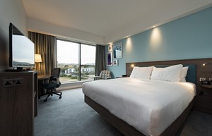 Standard Queen room 1