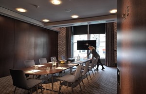mal dundee conference room