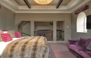 mal dundee bedroom suite