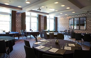 mal dundee conference