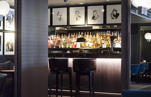 Bar 3