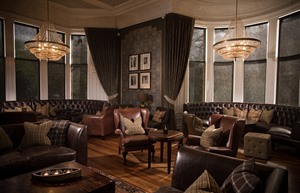 bar 17256318355 o