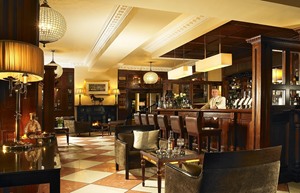 The Manor Bar
