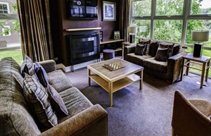 Crieff Hydro 5 star lodge Living Room Web Creative1 e1479296152951 1 1024x512