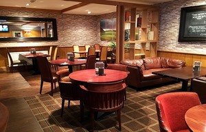 old loans lounge bar