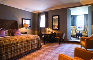 RS2997 cameron house Colquhoun Junior Suite scr