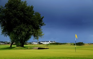 carnoustie burnside 5th green
