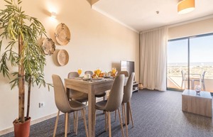 pestana gramacho t2 livingroom
